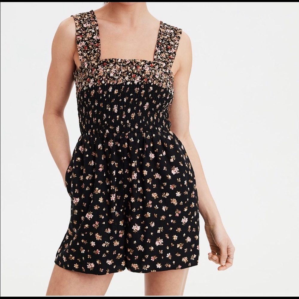 5/$15 NWOT American Eagle Wide Strap Romper